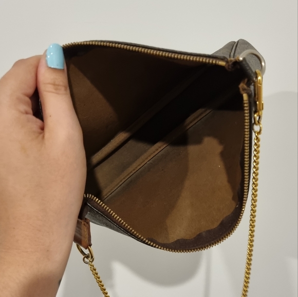 Louis Vuitton Pochette Accessoires - Picture 9 of 10